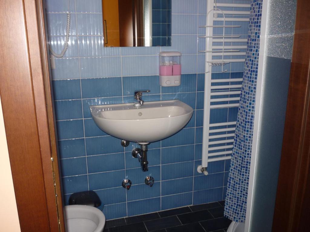 Affittacamere Andronaco Milán Habitación foto
